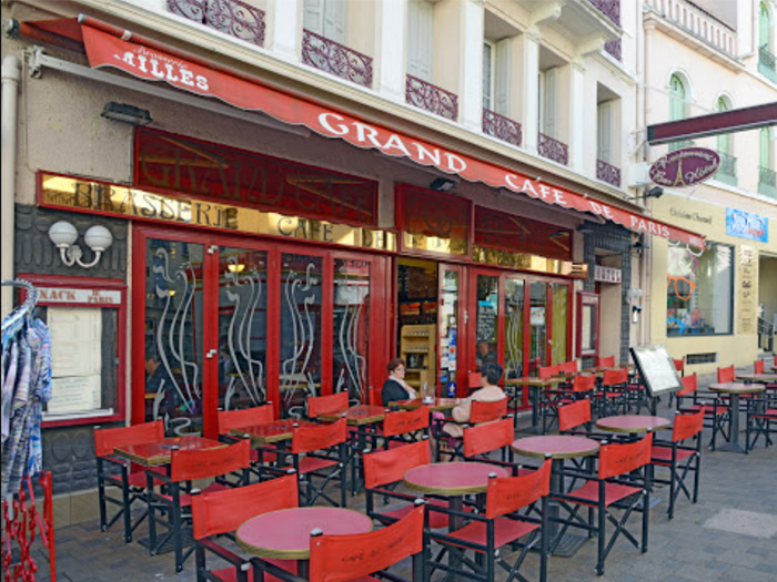 Bel hôtel dans la ville d'Amélie les bains